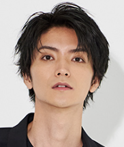 山本涼介